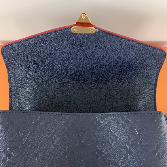 “SOLD”Like New LV Pochette Metis Marine Rouge - Picture 8 of 10